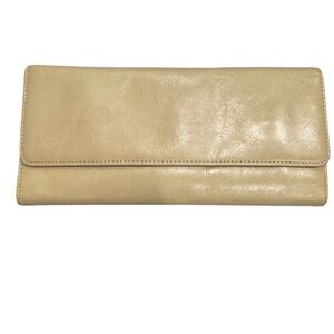 Hobo International Leather Clutch Wallet Light Green Paisley Magnet Closure EUC